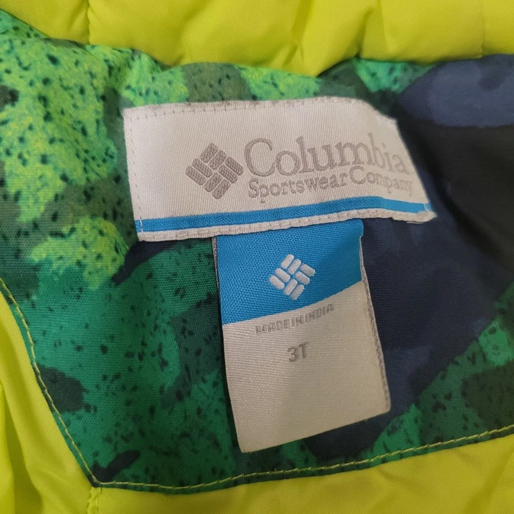 Columbia Size 3T Winter Jacket Toddler Boys Camo Hooded Puffer SD5022